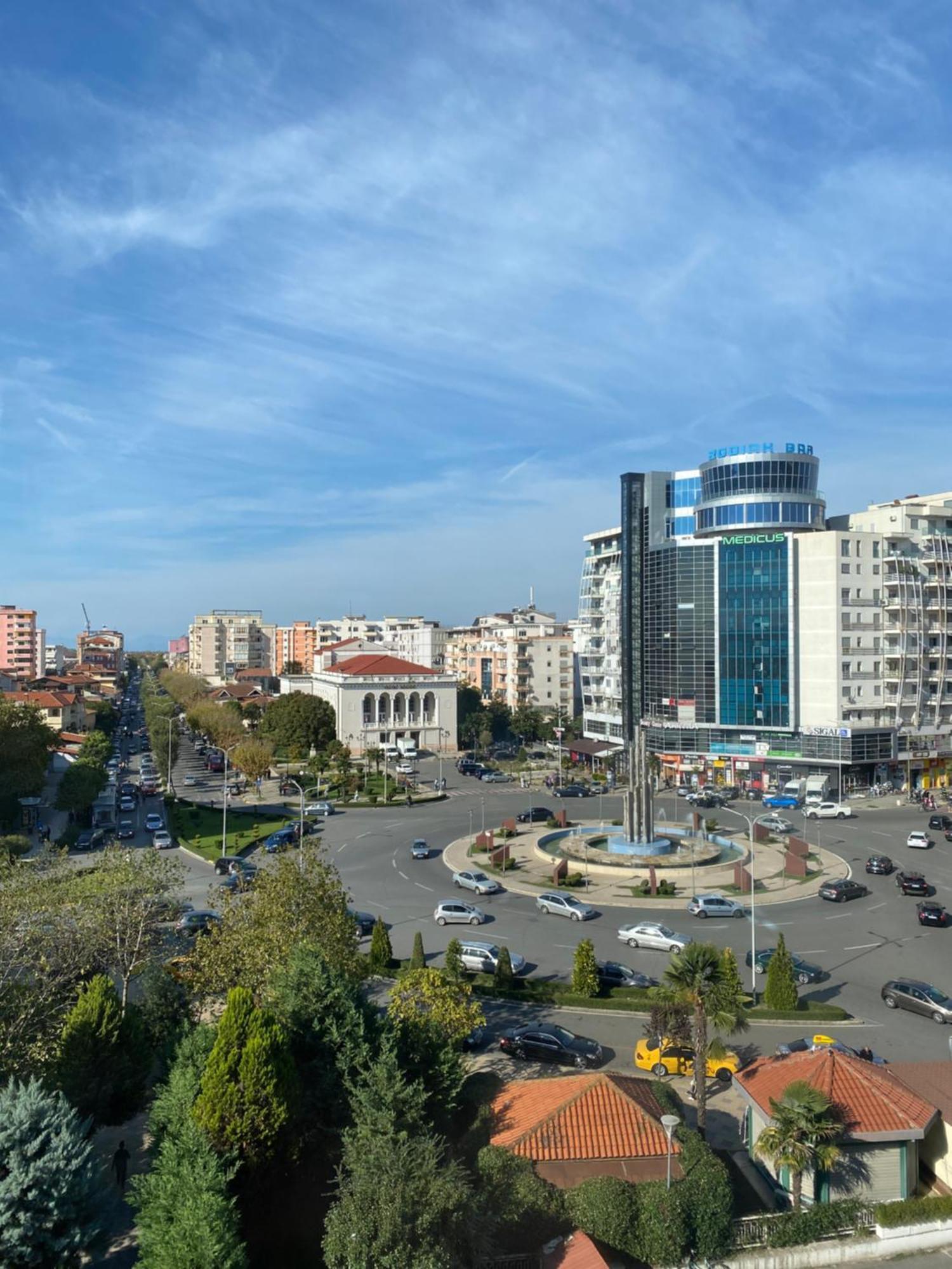 Rozafa Hotel Shkoder Ngoại thất bức ảnh